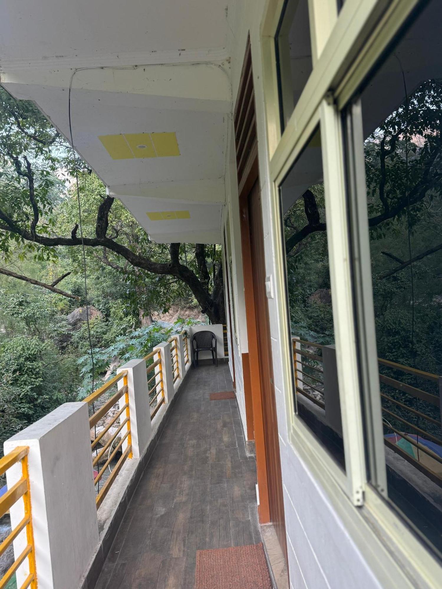 Shivanjal Stay Rishīkesh Buitenkant foto